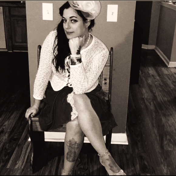 Meet your Posher, Harper - Picture 1 of 1